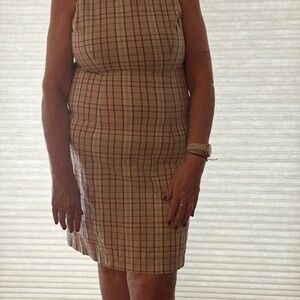 Elegant Checkered Midi Dress